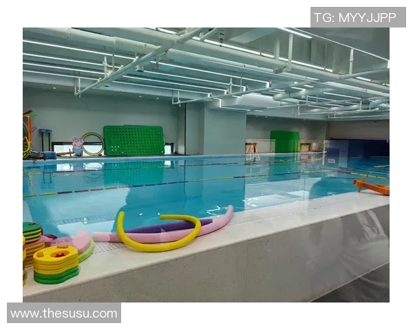 蛙泳带来的全身锻炼与健康益处解析，提升心肺功能与减压效果