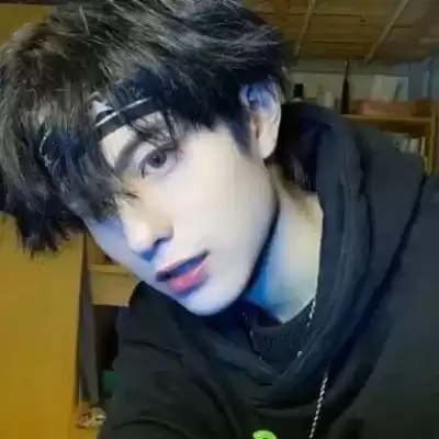 段绮玉